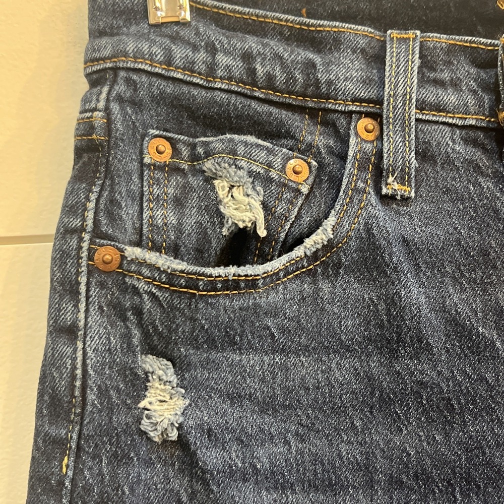 Levi's 501 S Button Fly Skinny Jeans Womens 24x30 High Rise Distressed Dark Wash - Picture 2 of 15